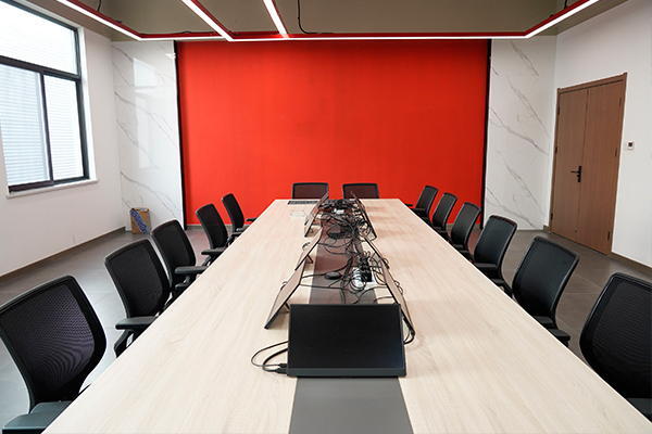 江蘇晨和晨泗洪辦公樓3樓多媒體會議室