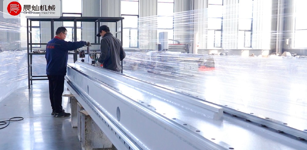 晨燦機械激光準直儀檢測設備精度