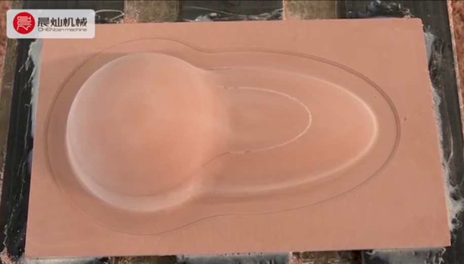 晨燦機械五軸龍門加工中心加工代木樣件