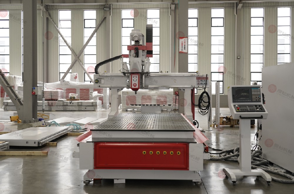 晨燦機械MS1640-5S：精準切割木料的得力助手