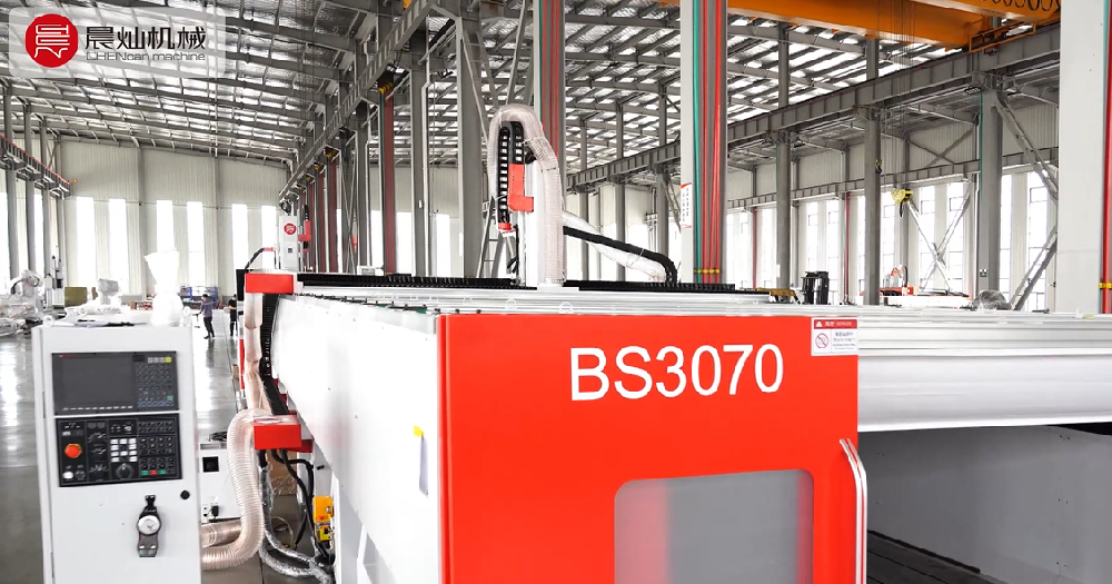 晨燦機械BS3070：多用途泡沫切割，一機搞定