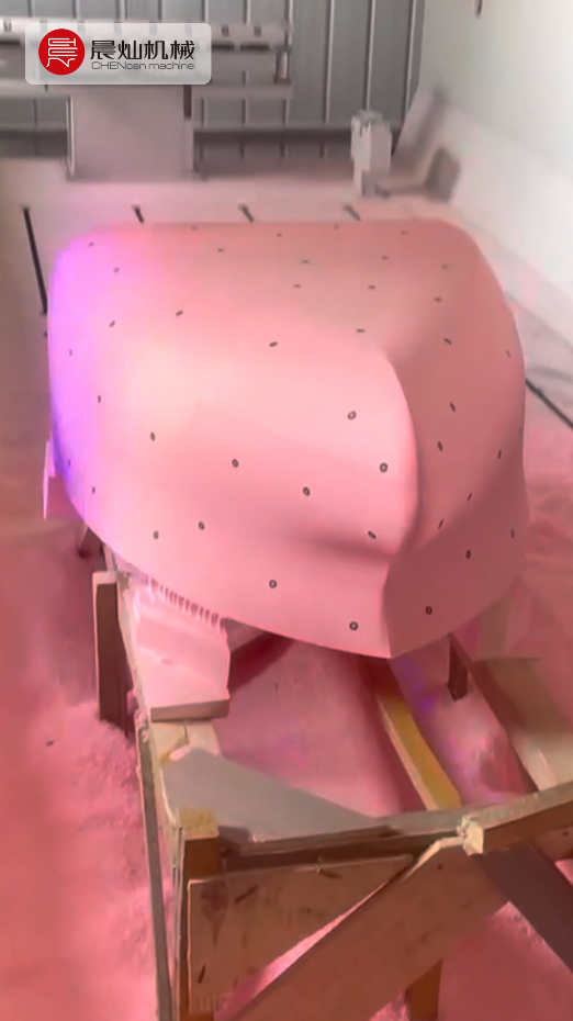 晨燦木模加工中心穩(wěn)定出精品，代木模具高效成型